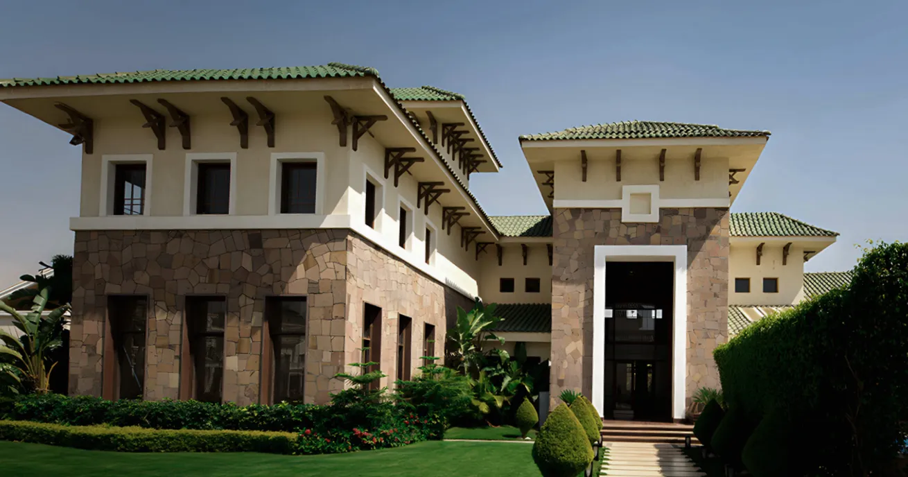 Apartment for sale in Regent's Square in New Cairo of 115 m² with 2 bedrooms
