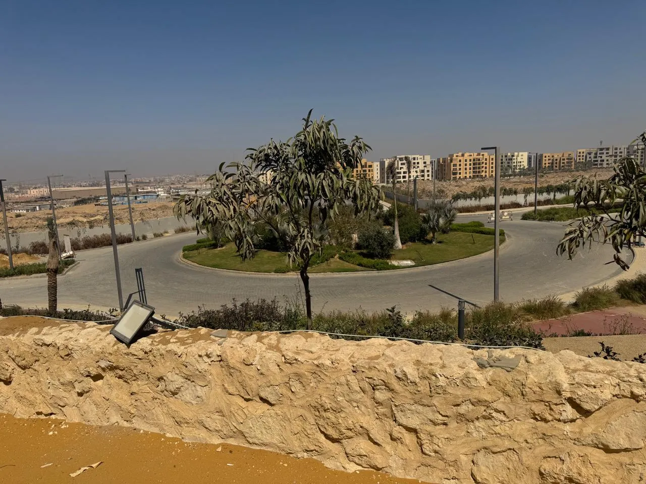  للبيع في أو ويست أوراسكوم في  بمساحة 0 م² تتكون من 0 غرف