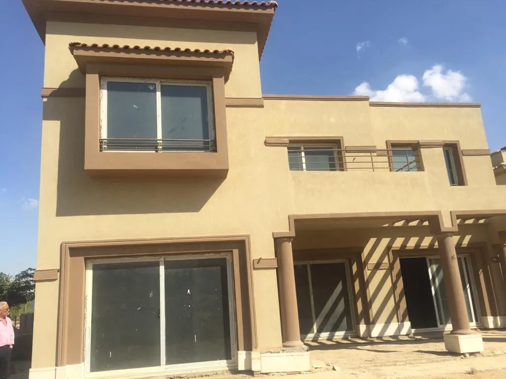  للبيع في PK1 بالم هيلز قطامية في  بمساحة 0 م² تتكون من 0 غرف