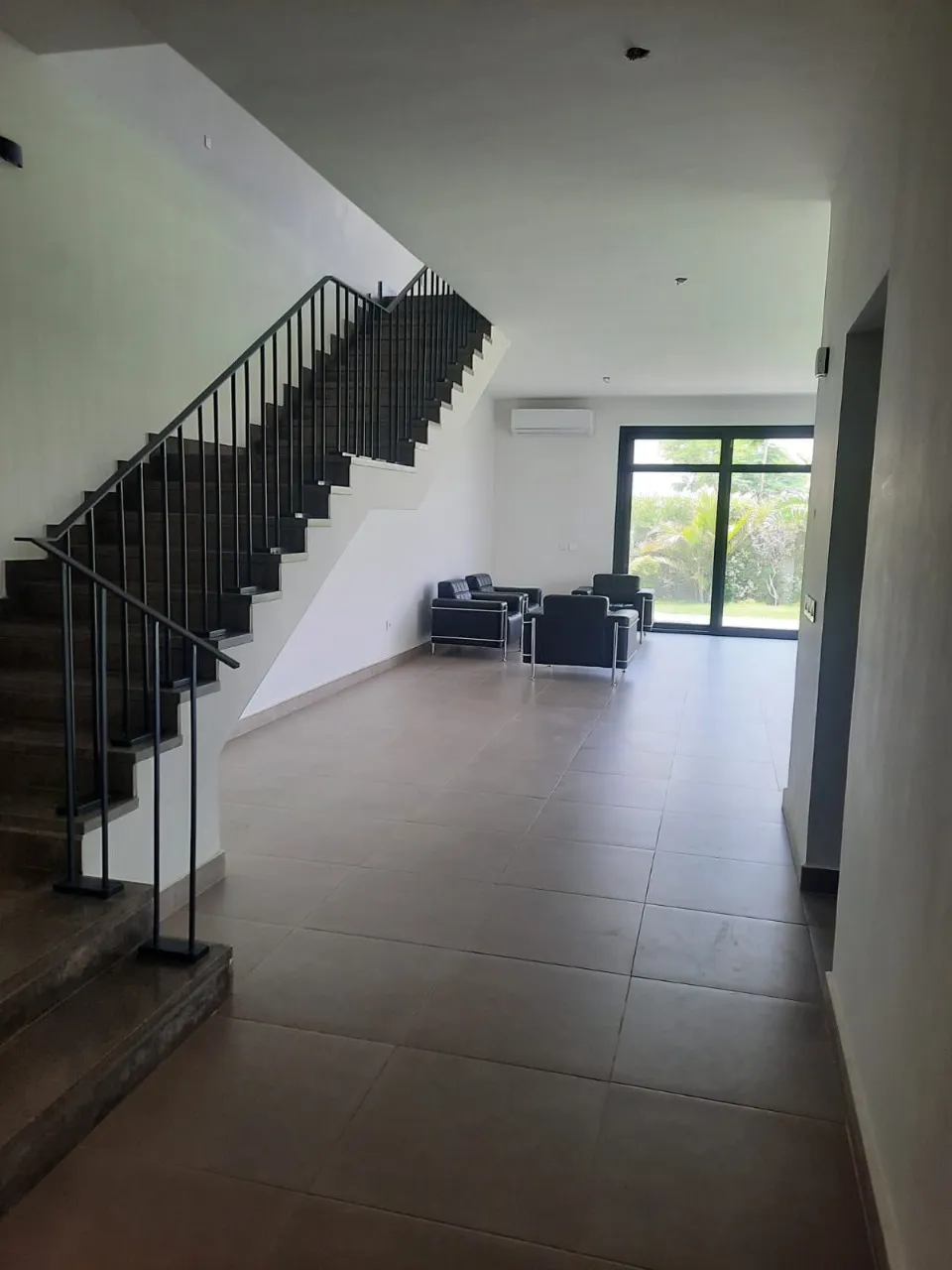 Twinhouse for sale in Al Burouj in El Shorouk of 373 m² with 3 bedrooms