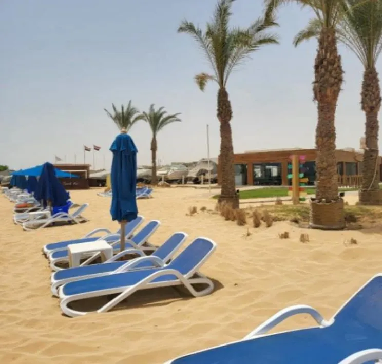 Chalet for sale in Aroma in Ain Sokhna of 100 m² with 2 bedrooms