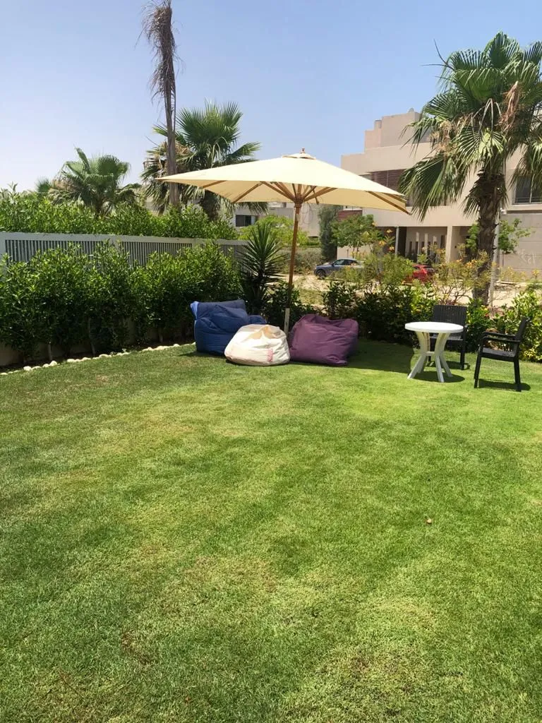 Chalet for sale in Hacienda Bay in Sidi Abdel Rahman of 175 m² with 2 bedrooms