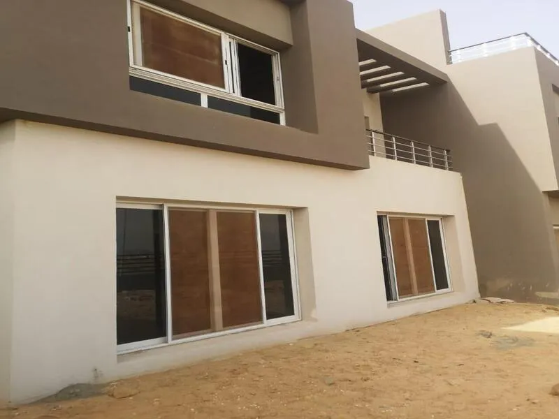 Townhouse for sale in Etapa in El Sheikh Zayed of 313 m² with 3 bedrooms