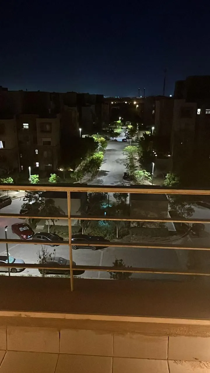 Penthouse for sale in The Village Gate in New Cairo of 200 m² with 2 bedrooms