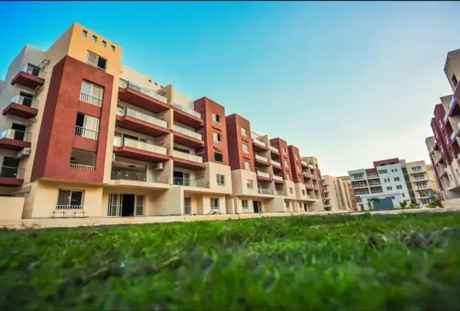  للبيع في برومانيد القاهره الجديده في  بمساحة 0 م² تتكون من 0 غرف