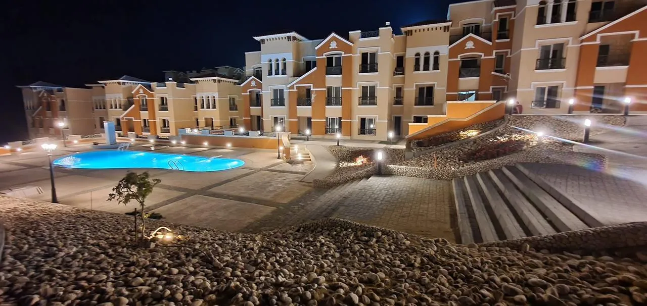 Chalet for sale in Heaven Hills Porto El Sokhna in Ain Sokhna of 85 m² with 2 bedrooms