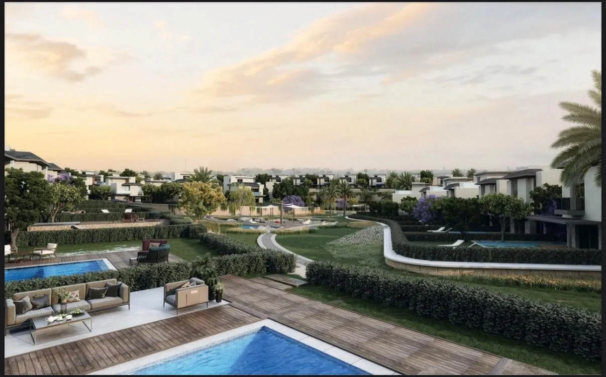 Villa for sale in The Hills in New Cairo of 646 m² with 7 bedrooms