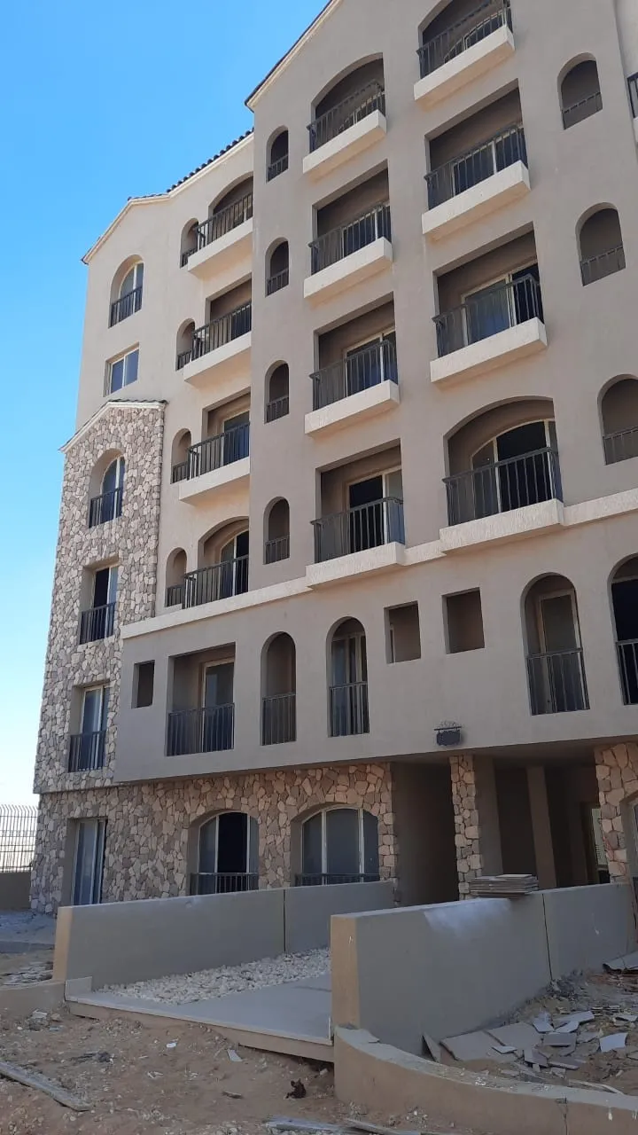 Apartment for sale in Green Square in Mostakbal City of 130 m² with 2 bedrooms