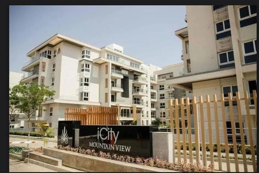 Apartment for sale in Mountain View iCity October in Northern Expansion of 155 m² with 3 bedrooms