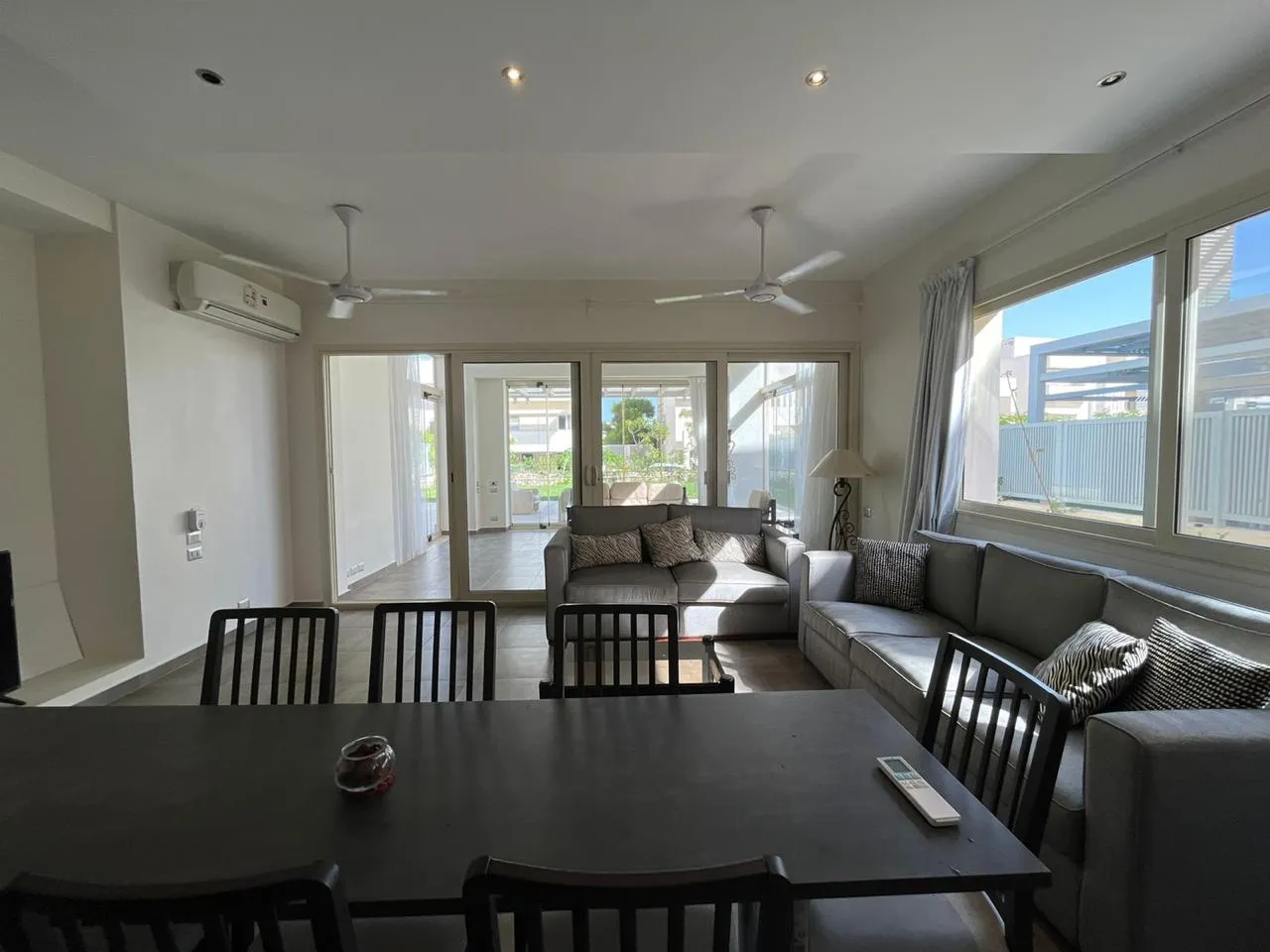 Chalet for sale in Hacienda Bay in Sidi Abdel Rahman of 215 m² with 4 bedrooms