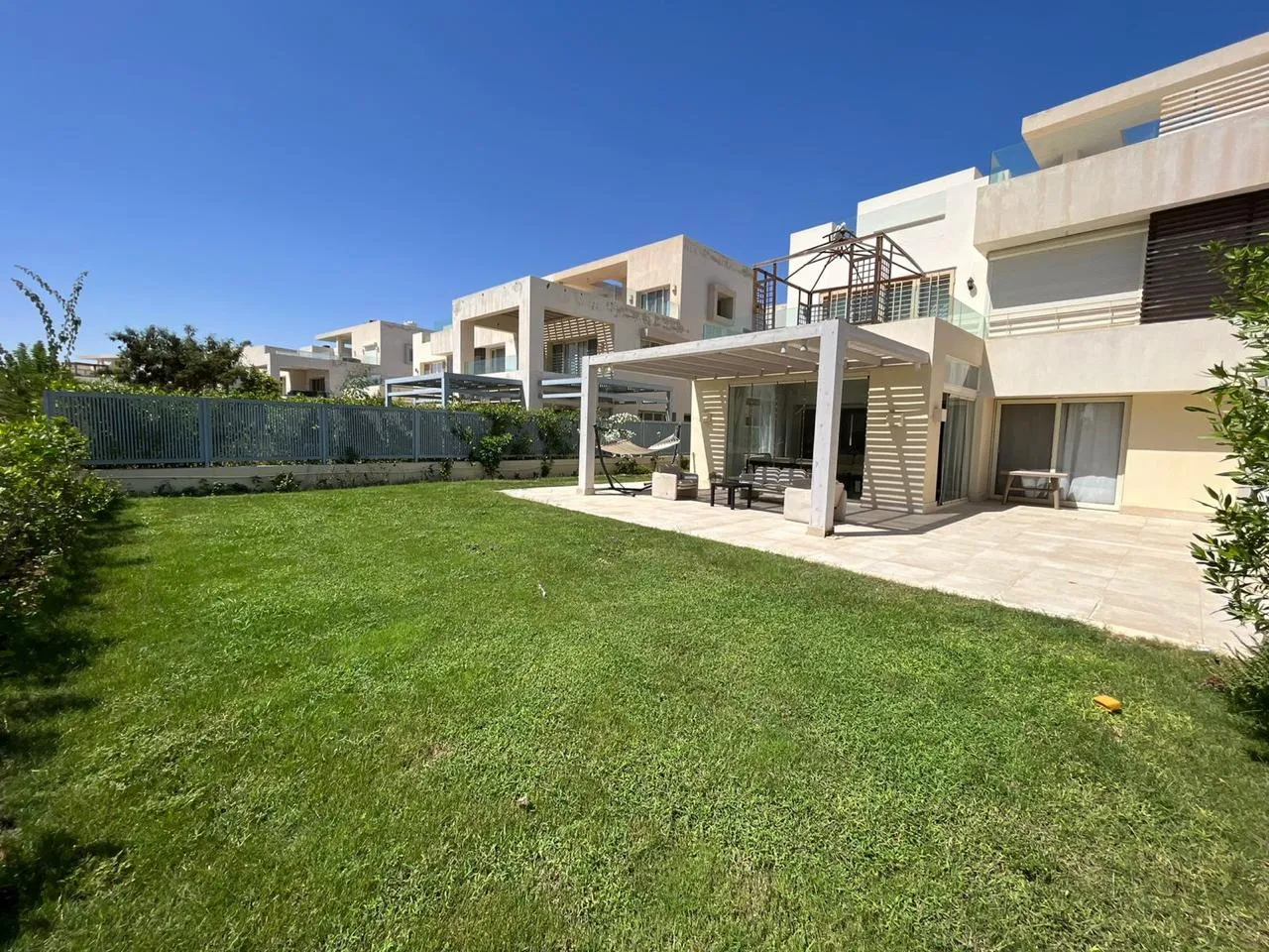 Chalet for sale in Hacienda Bay in Sidi Abdel Rahman of 215 m² with 4 bedrooms