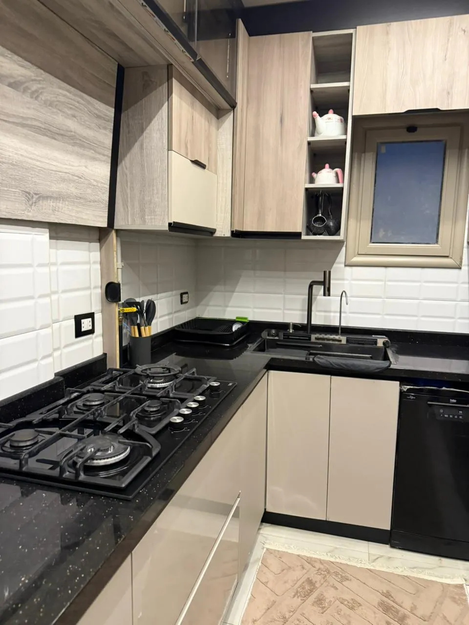 Apartment for sale in Galleria Residence in South Investors of 100 m² with 2 bedrooms