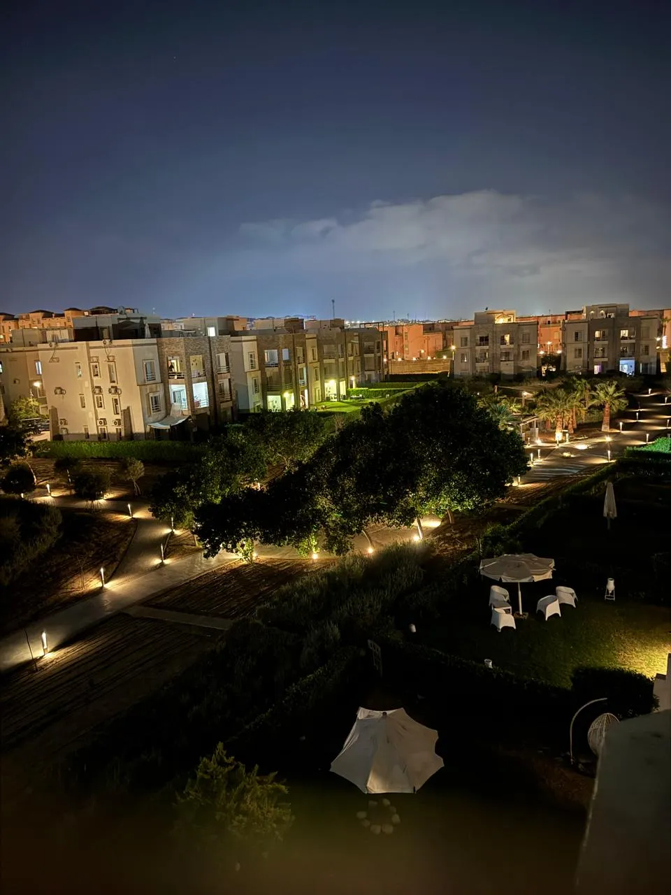  للبيع في أمواج في  بمساحة 0 م² تتكون من 0 غرف