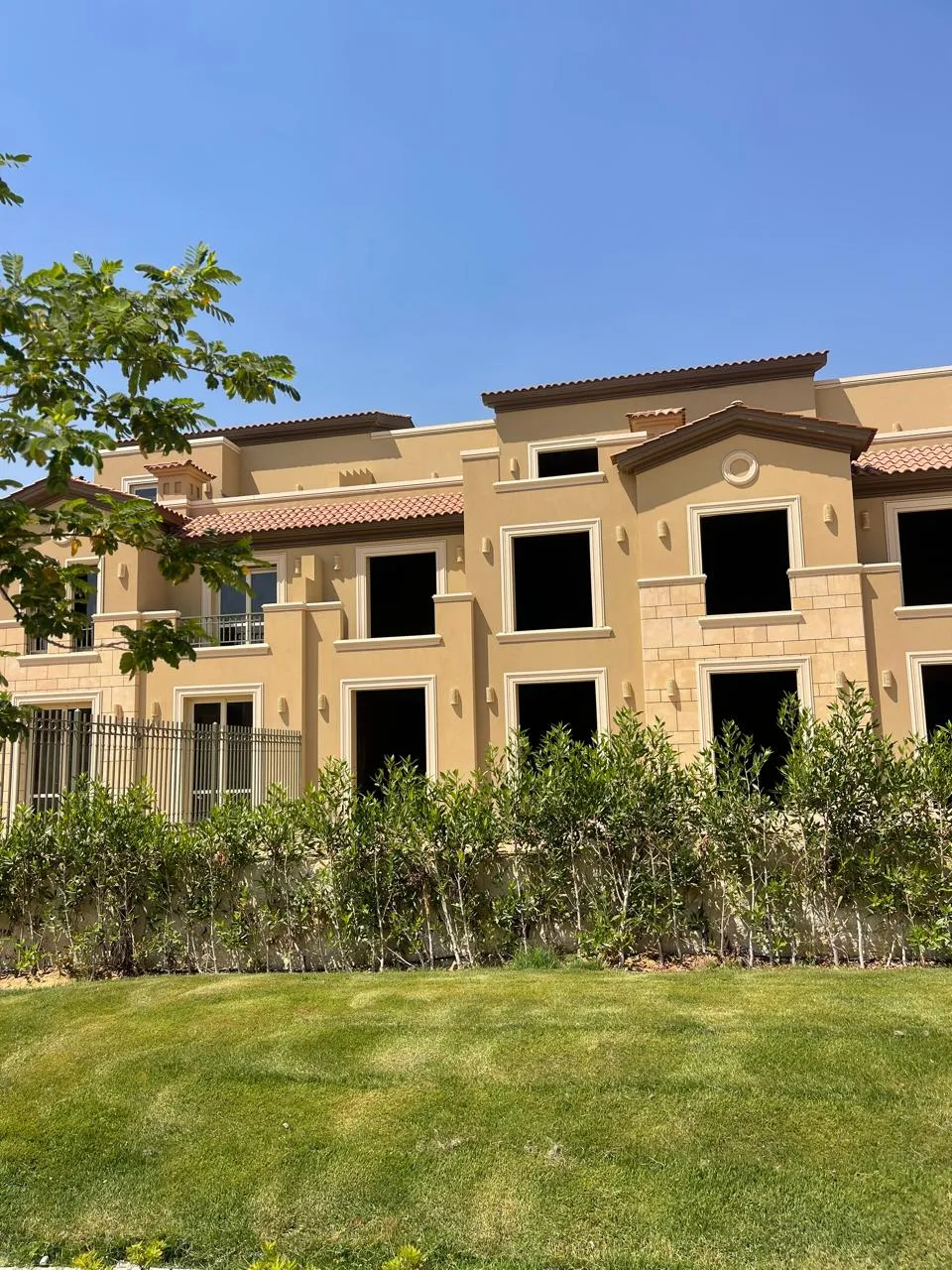 Townhouse for sale in La Vista City in New Capital City of 230 m² with 3 bedrooms