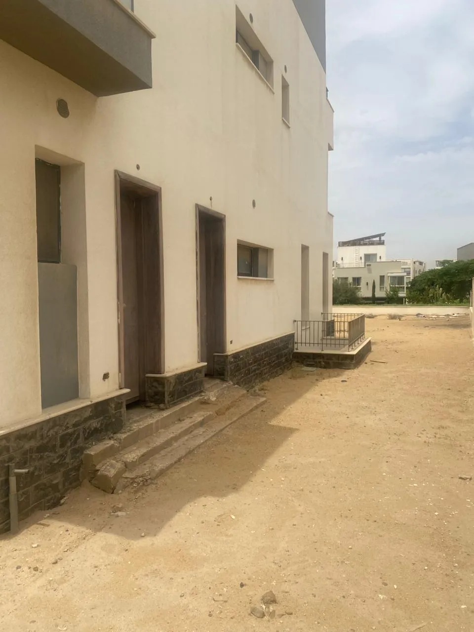  للبيع في فيليت في  بمساحة 0 م² تتكون من 0 غرف