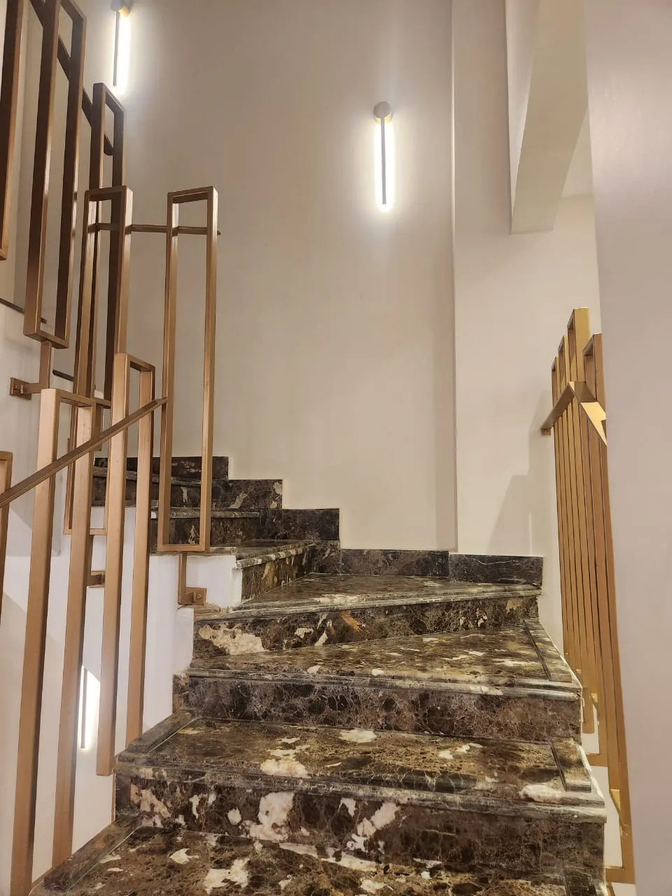 Townhouse for sale in Villino in New Cairo of 300 m² with 3 bedrooms
