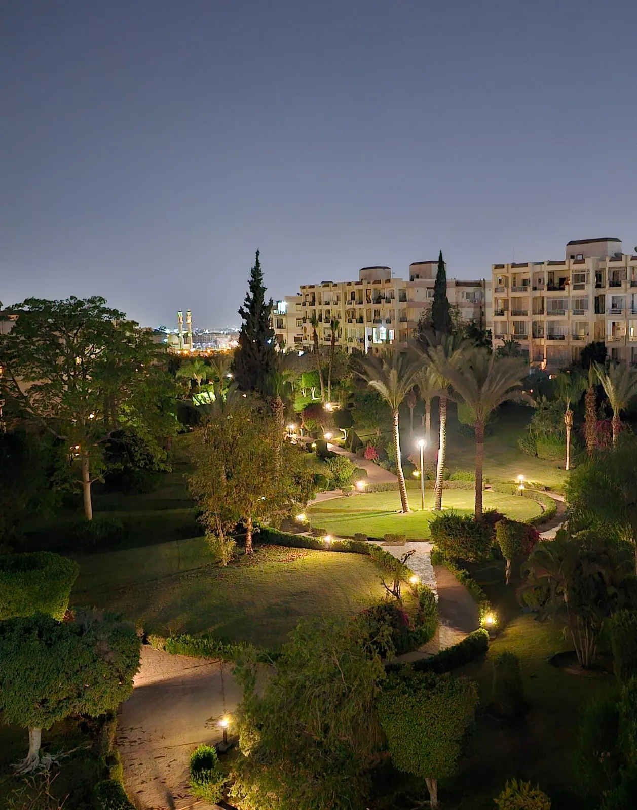 Apartment for sale in Zayed 2000 in El Sheikh Zayed of 190 m² with 3 bedrooms