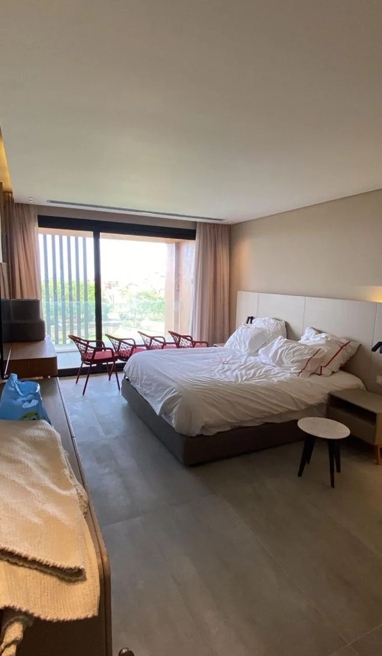 Apartment for sale in Hacienda Red in Sidi Abdel Rahman of 212 m² with 4 bedrooms