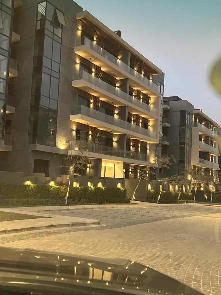  للبيع في الباتيو أورو في  بمساحة 0 م² تتكون من 0 غرف