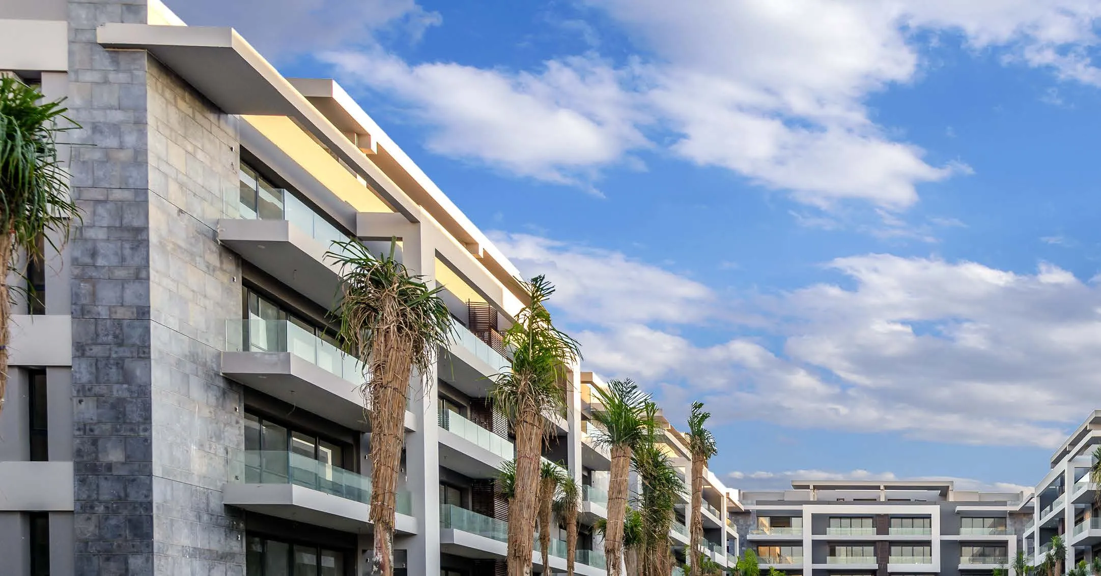 Apartment for sale in El Patio Oro in New Cairo of 171 m² with 3 bedrooms