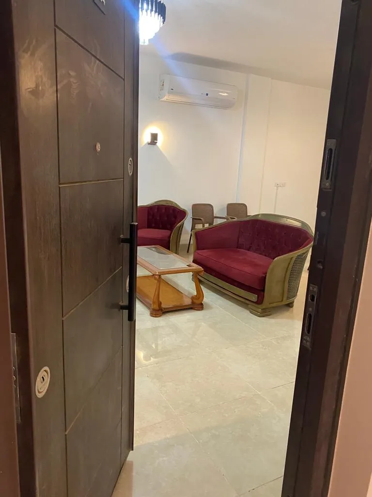 شقة للبيع في فيفث سكوير المراسم في القاهرة الجديدة بمساحة 0 م² تتكون من 1 غرف