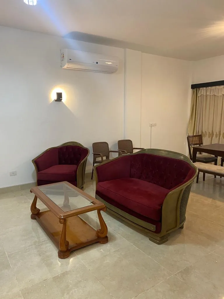 شقة للبيع في فيفث سكوير المراسم في القاهرة الجديدة بمساحة 0 م² تتكون من 1 غرف