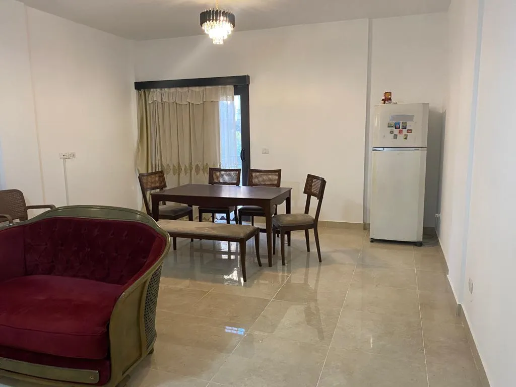 شقة للبيع في فيفث سكوير المراسم في القاهرة الجديدة بمساحة 0 م² تتكون من 1 غرف