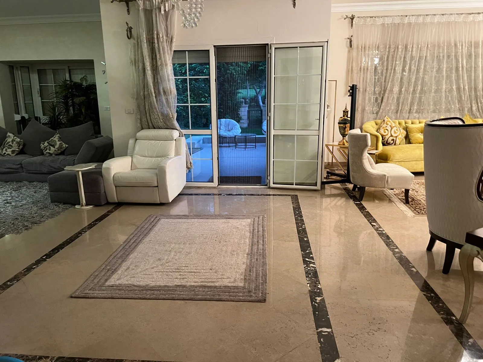  للبيع في مدينتي في  بمساحة 0 م² تتكون من 0 غرف