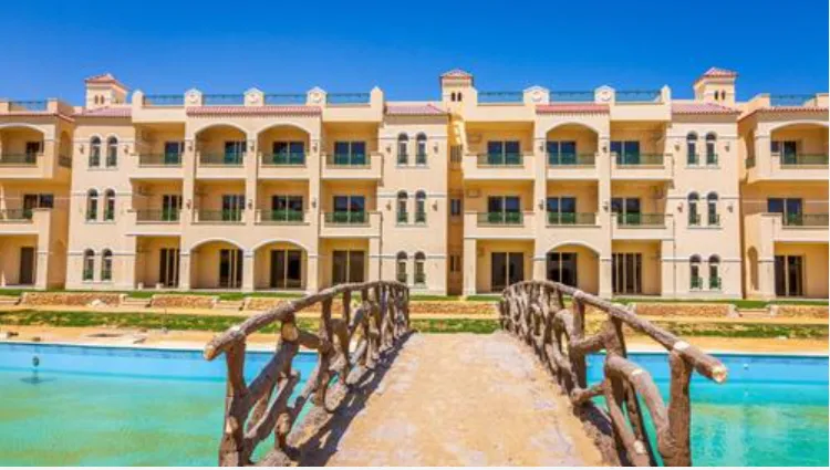 شقة للبيع في لا سيرينا بالم بيتش في العين السخنة بمساحة 0 م² تتكون من 2 غرف