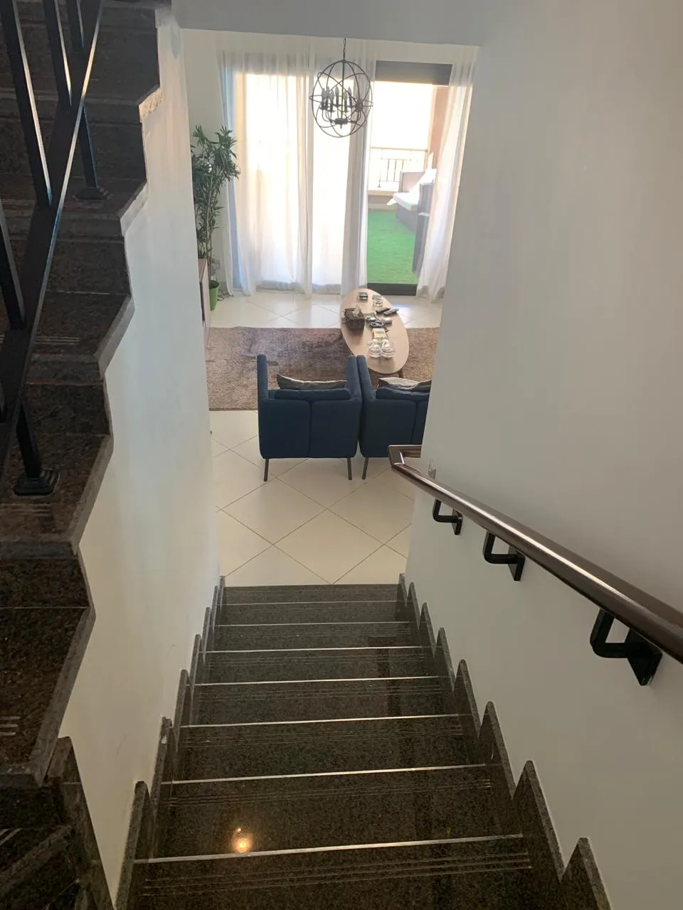 للبيع في مراسي في بمساحة 0 م² تتكون من 0 غرف