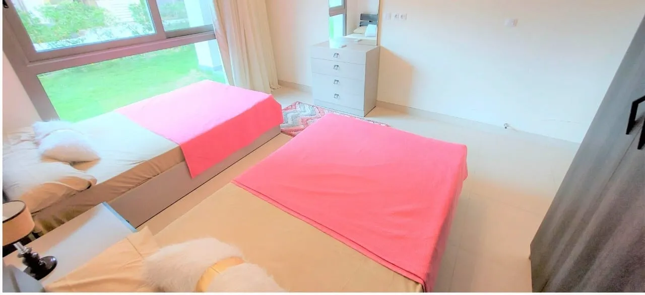 شاليه للبيع في مراسي في سيدي عبد الرحمن بمساحة 0 م² تتكون من 2 غرف