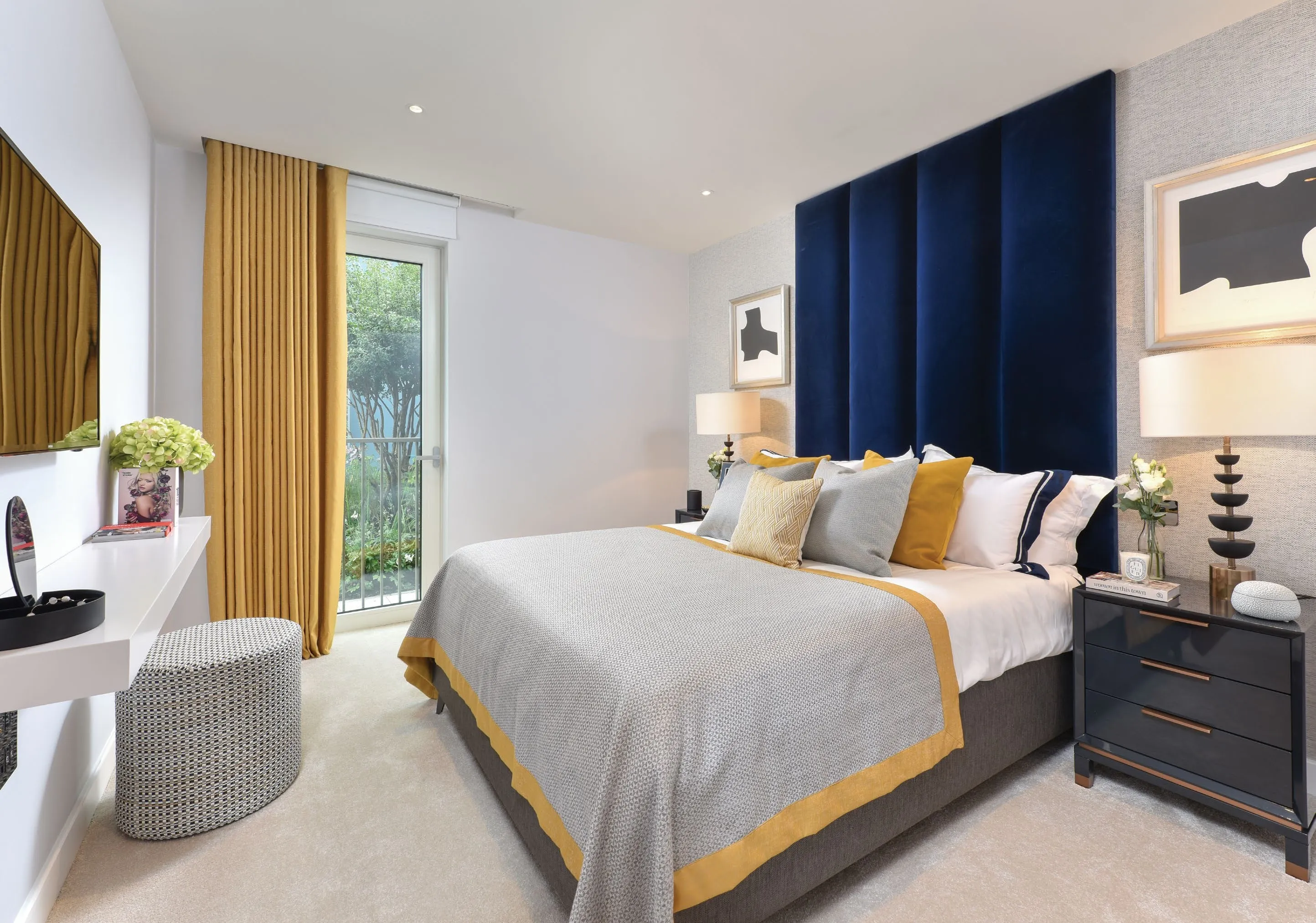 Apartment for sale in White City Living in London England of 0 m² with 3 bedrooms