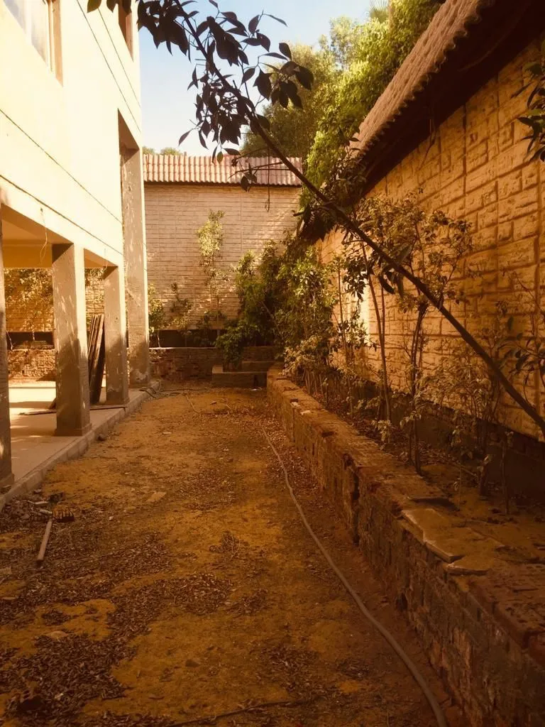 فيلا للبيع في الدبلوماسيين في القاهرة الجديدة بمساحة 0 م² تتكون من 10 غرف