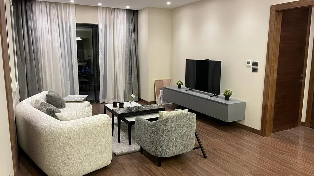 شقة للبيع في ليك فيو ريزيدنس في جولدن سكوير بمساحة 0 م² تتكون من 2 غرف