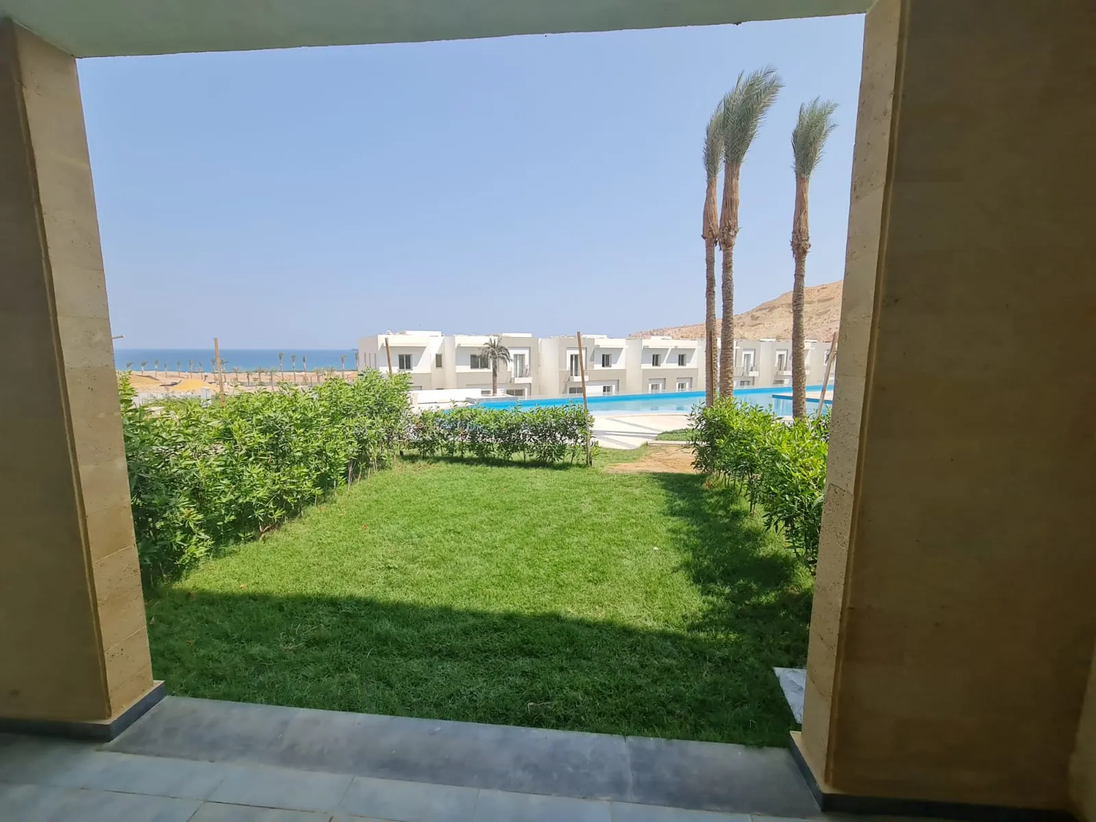 شاليه للبيع في ذا جروف في العين السخنة بمساحة 0 م² تتكون من 2 غرف