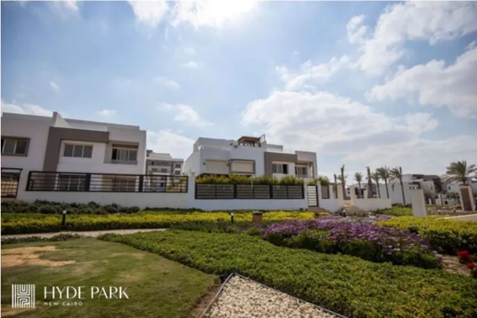 Apartment for sale in Hyde Park in New Cairo of 0 m² with 3 bedrooms
