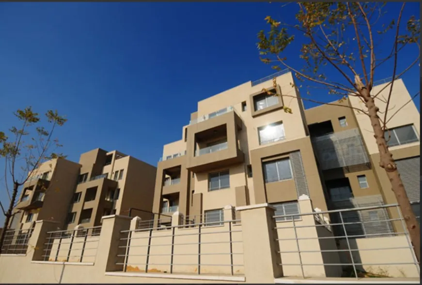 بنتهاوس للبيع في ذا فيلدج جيت في القاهرة الجديدة بمساحة 0 م² تتكون من 2 غرف