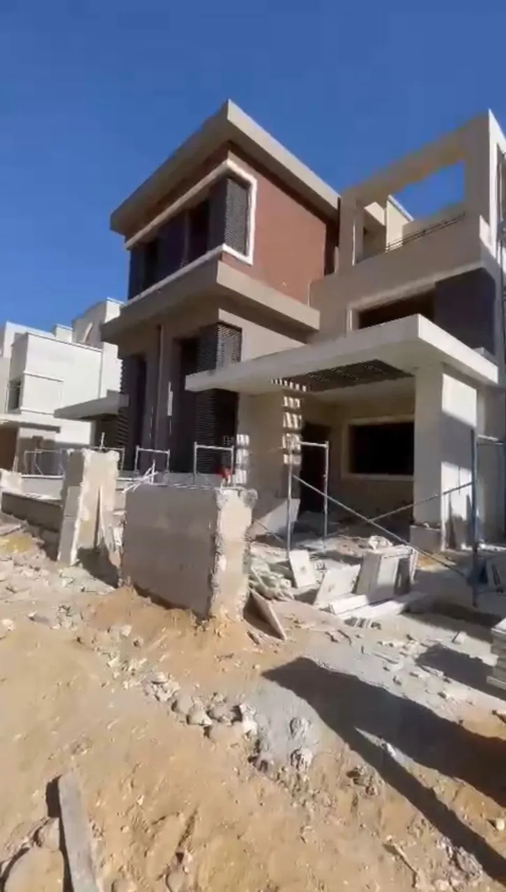 Twinhouse for sale in New Giza in 6th of October City of 0 m² with 3 bedrooms