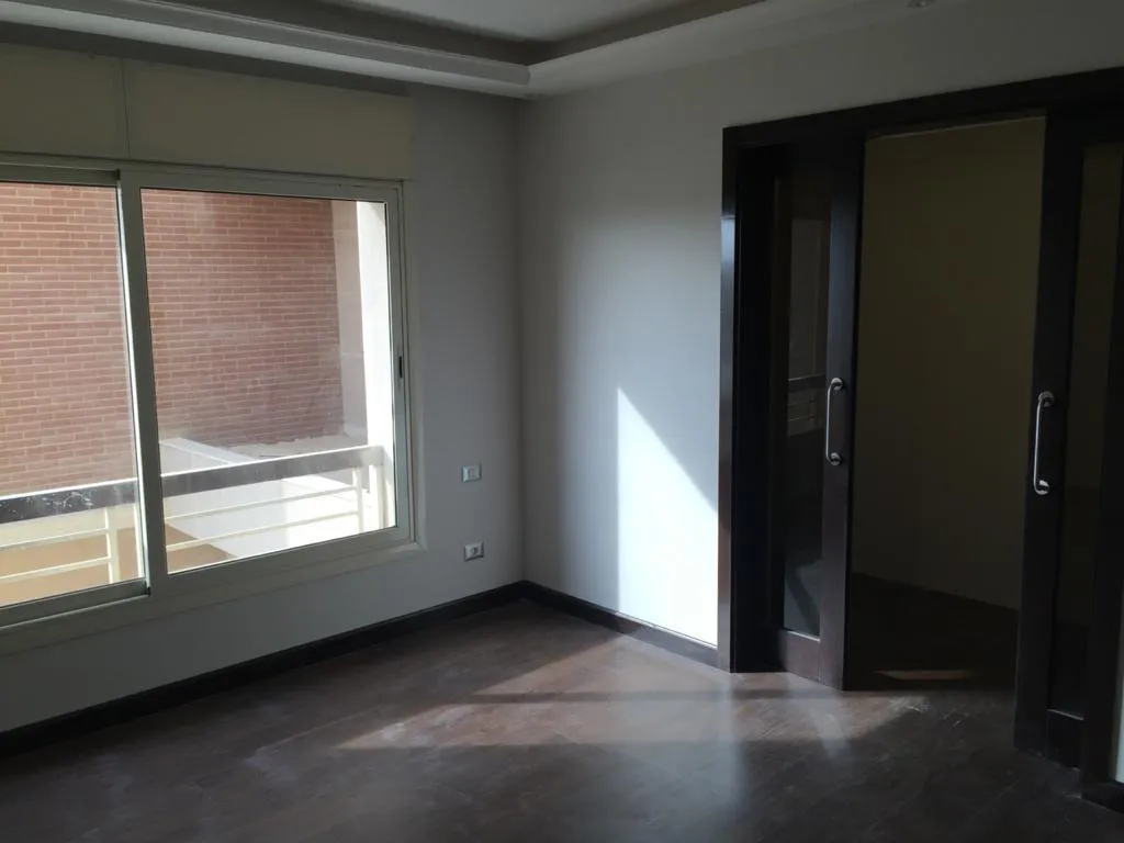 شقة للبيع في نيو جيزة في مدينة السادس من أكتوبر بمساحة 0 م² تتكون من 3 غرف