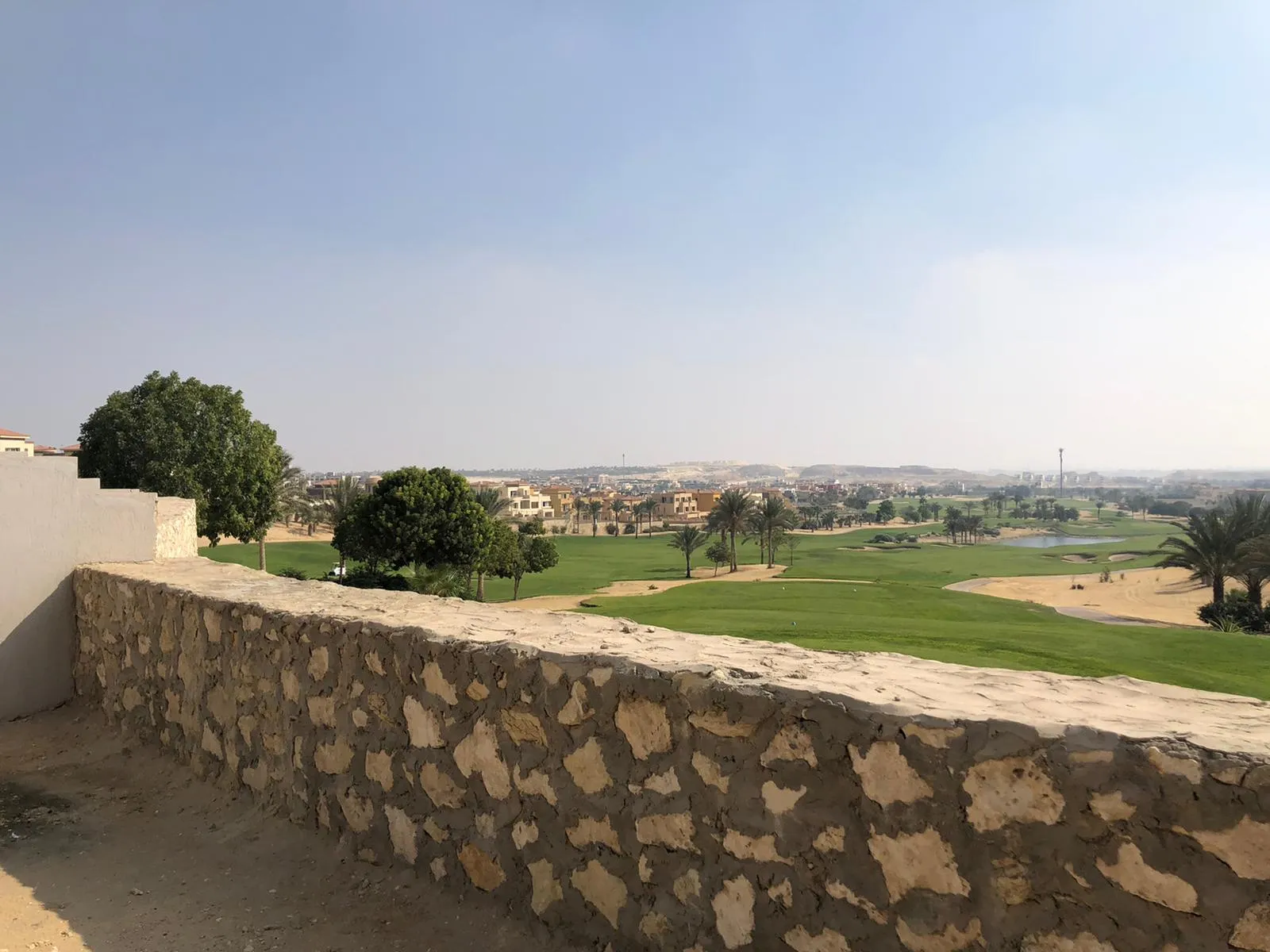 فيلا للبيع في بالم هيلز جولف فيوز في مدينة السادس من أكتوبر بمساحة 0 م² تتكون من 4 غرف