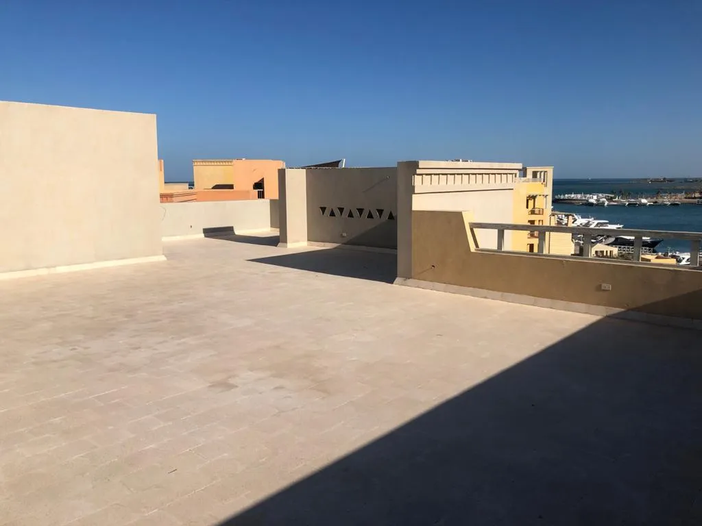 شقة للبيع في نيو مارينا في الجونة بمساحة 0 م² تتكون من 3 غرف