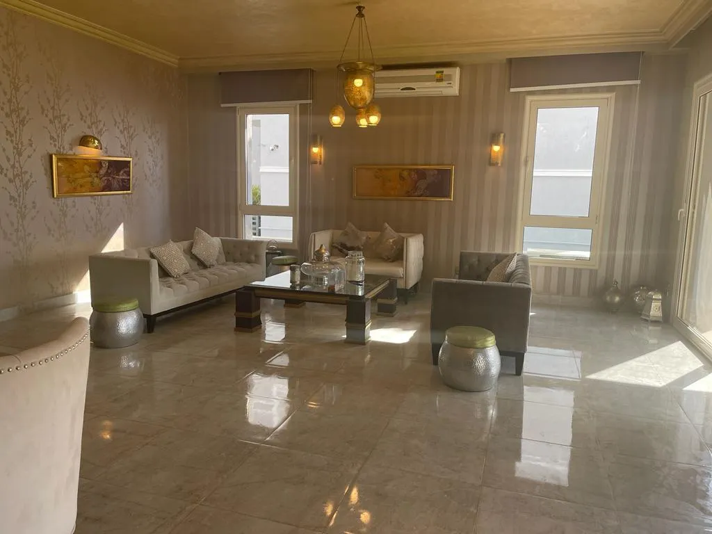 فيلا للبيع في حياه ريزيدنس في القاهرة الجديدة بمساحة 0 م² تتكون من 5 غرف