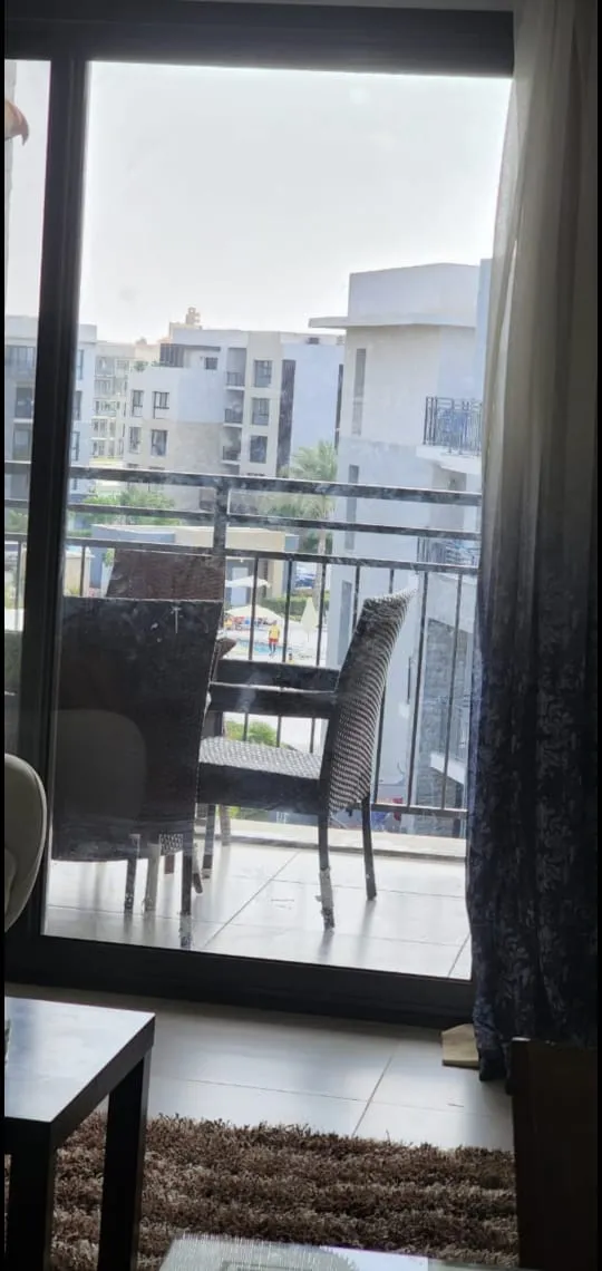 إستوديو للبيع في مراسي في سيدي عبد الرحمن بمساحة 0 م² تتكون من 1 غرف