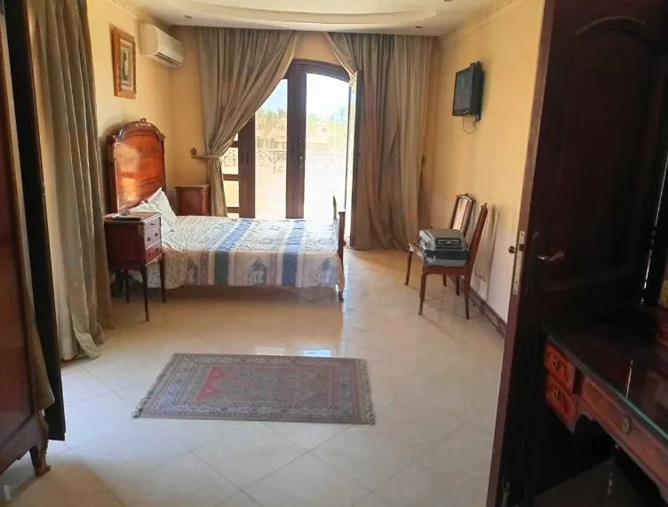 Villa for sale in Marina 5 in North Coast-Sahel of 450 m² with 6 bedrooms