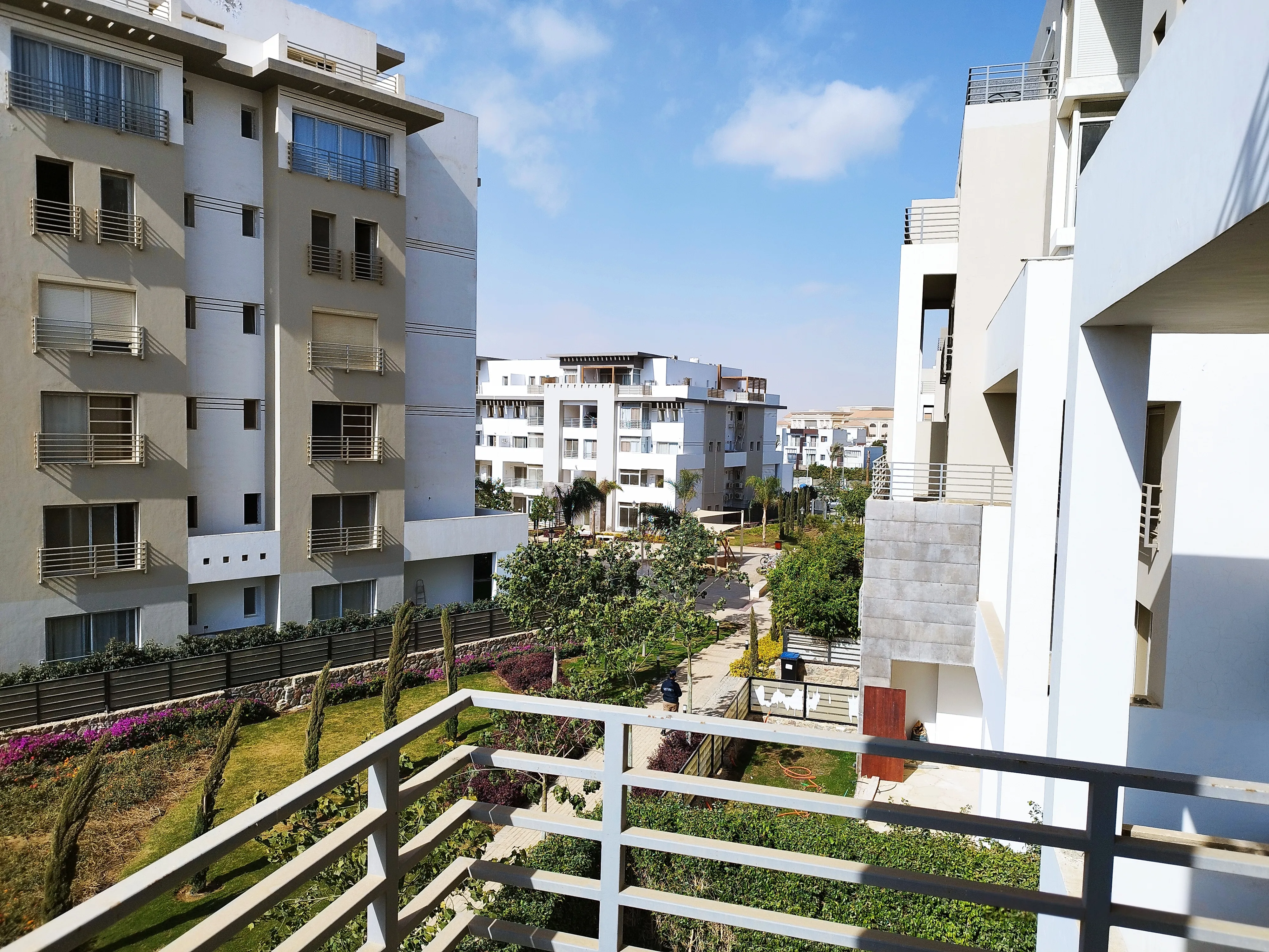  للبيع في هايد بارك في  بمساحة 0 م² تتكون من 0 غرف