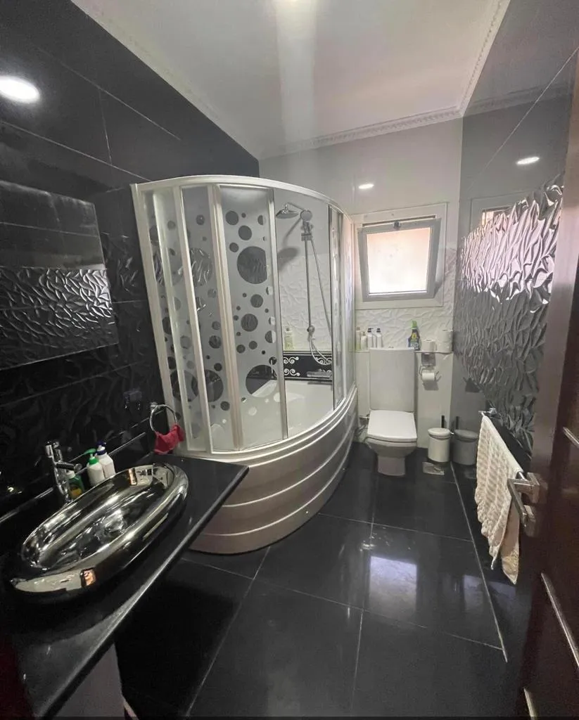  للبيع في مدينتي في  بمساحة 0 م² تتكون من 0 غرف