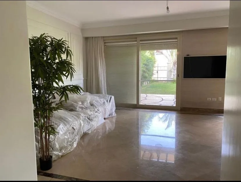 Twinhouse for sale in Meadows Park in 6th of October City of 0 m² with 3 bedrooms