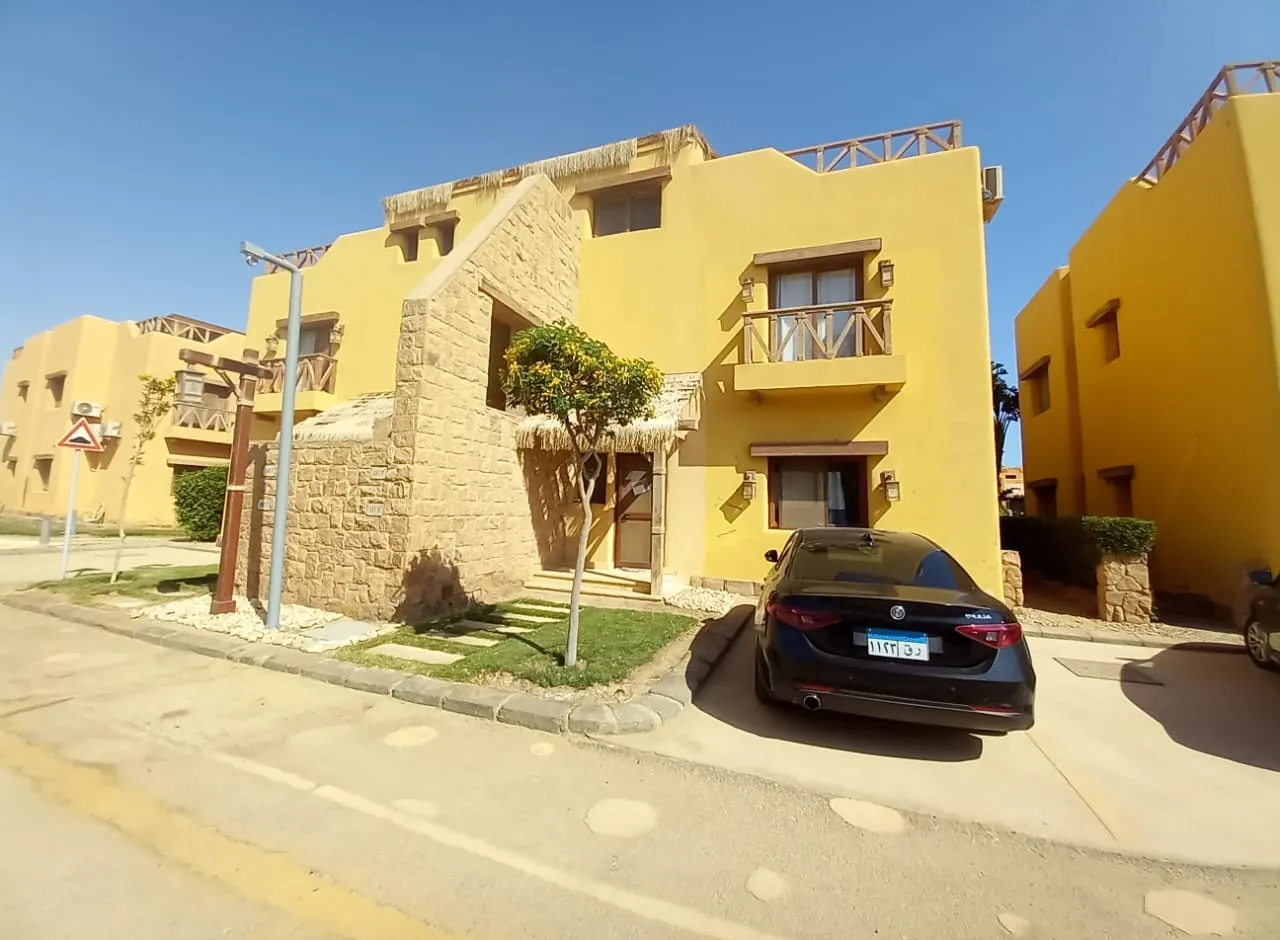 Chalet for sale in Mountain View Sokhna in Ain Sokhna of 0 m² with 3 bedrooms