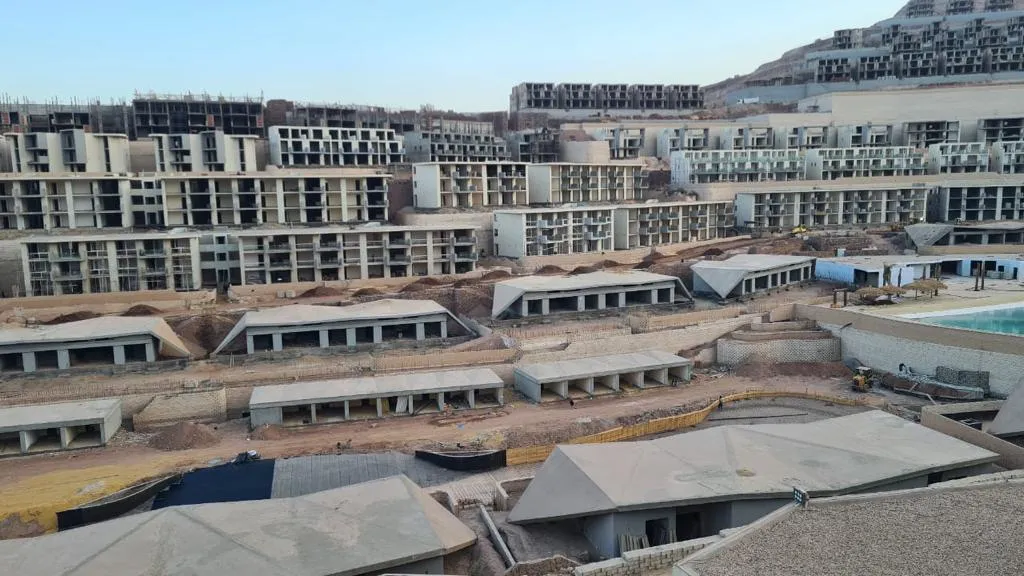  للبيع في المونت الجلالة في  بمساحة 0 م² تتكون من 0 غرف