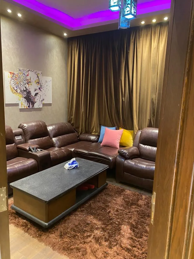 Villa for sale in Grand Heights in 6th of October City of 350 m² with 5 bedrooms